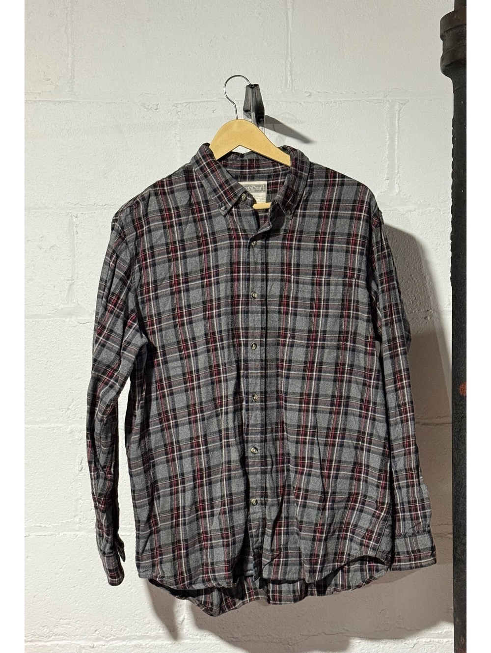 North crest size large red black gray plaid tartan flannel shirt